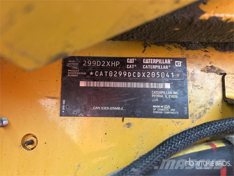 CAT 299D Chargeuse compacte