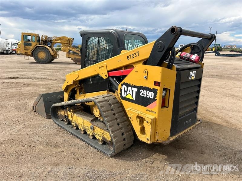 CAT 299D Chargeuse compacte