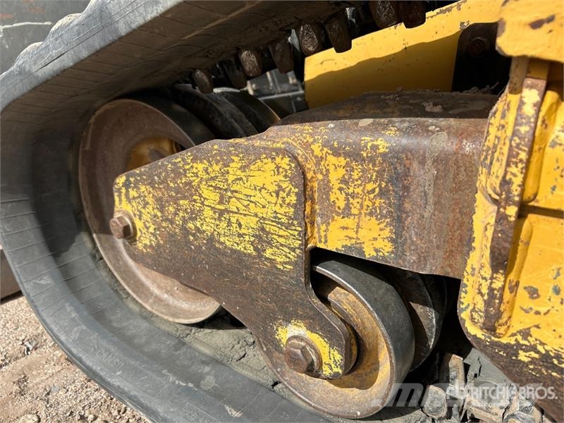 CAT 299D Chargeuse compacte