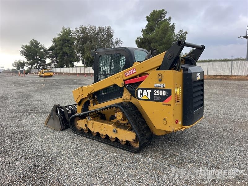 CAT 299D Chargeuse compacte