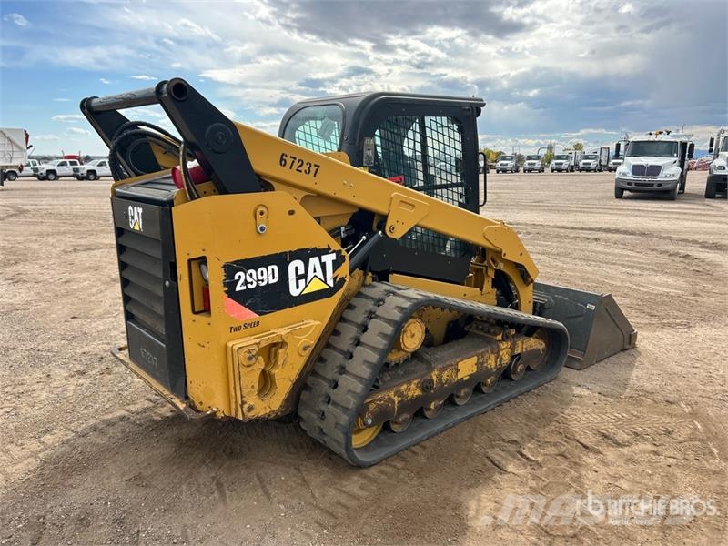 CAT 299D Chargeuse compacte