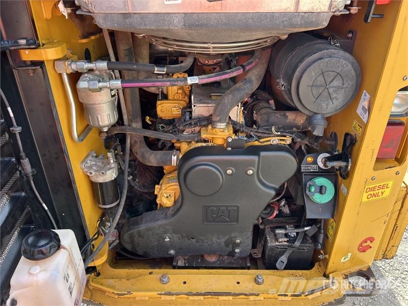CAT 299D2 Skid steer mini nakladalci