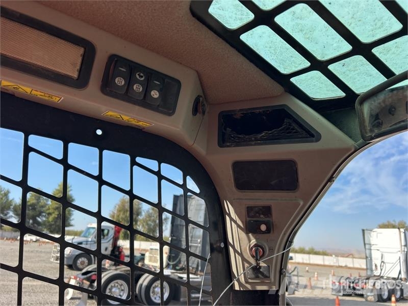 CAT 299D2 Skid steer mini nakladalci