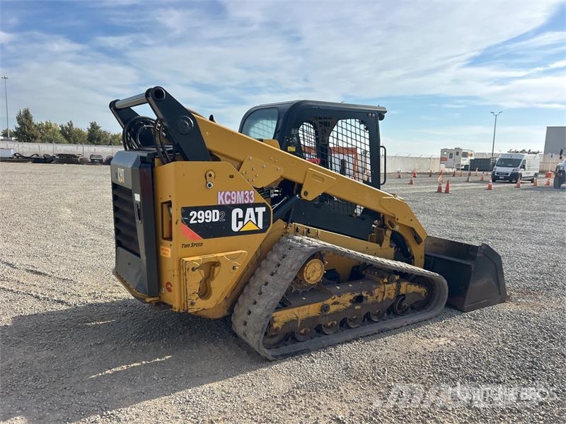 CAT 299D2 Skid steer mini nakladalci