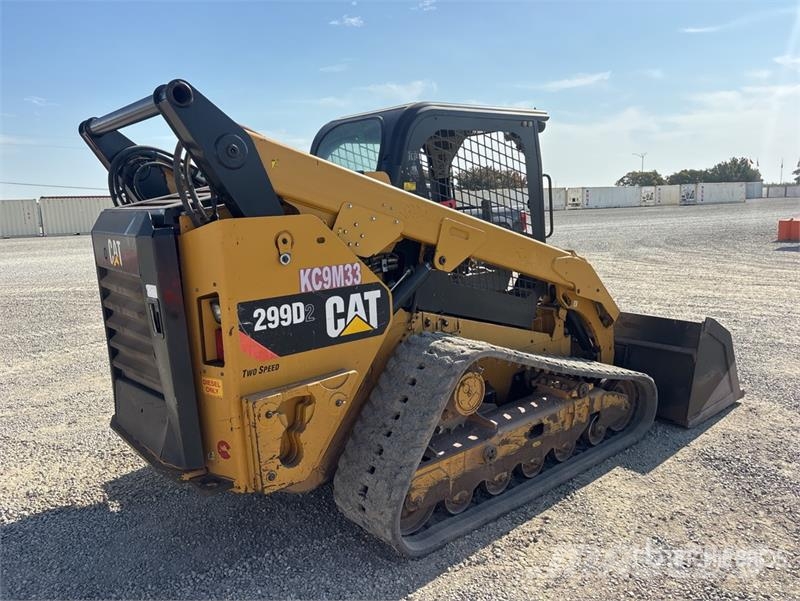 CAT 299D2 滑移装载机