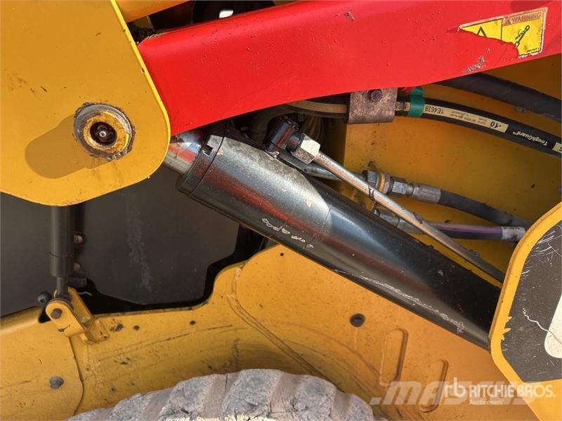 CAT 299D2 Skid steer mini nakladalci