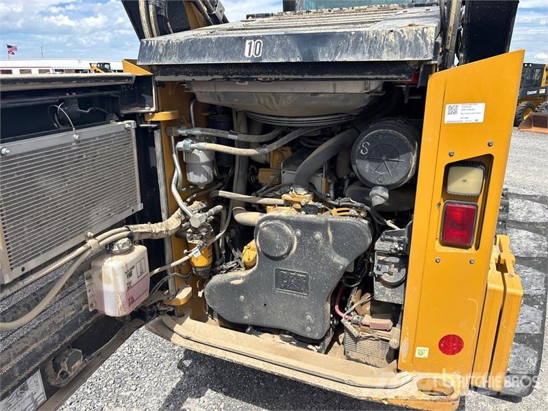 CAT 299D3 Two-Speed Compact Track Loader Skid steer loaders
