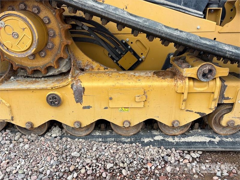 CAT 299D3 XE Two-Speed Compact Track Loader Skid steer loaders