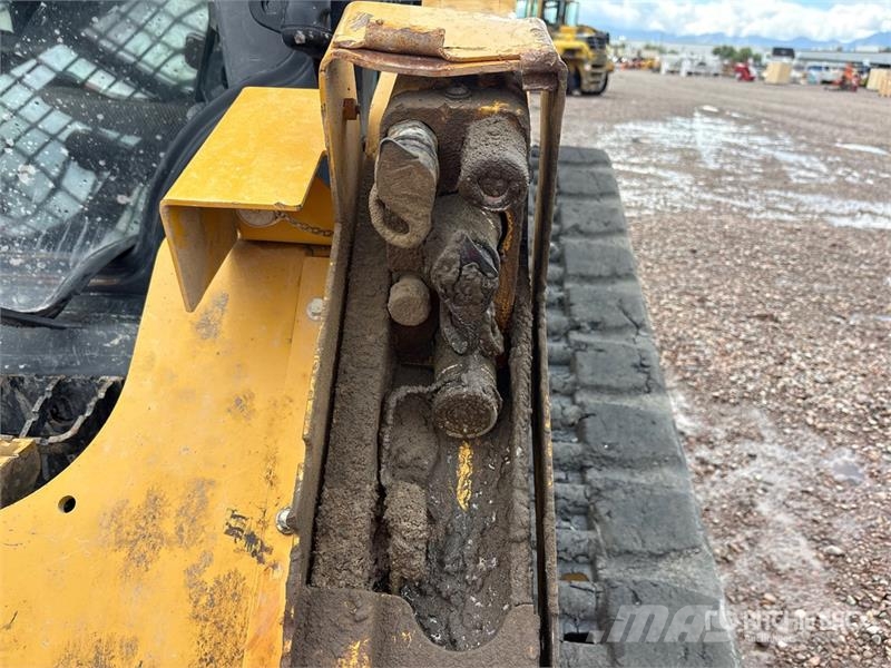 CAT 299D3 XE Two-Speed Compact Track Loader Skid steer loaders