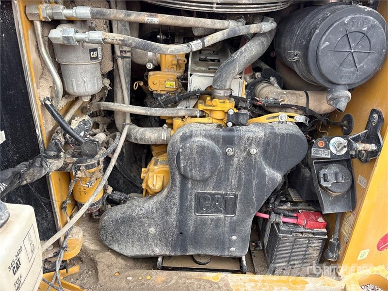CAT 299D3 XE Two-Speed Compact Track Loader Skid steer loaders
