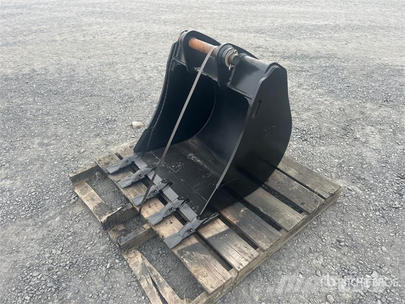 CAT 30 in 0.3 cyd Backhoe Rear Bucket - Fits Cat 430E Cucharones
