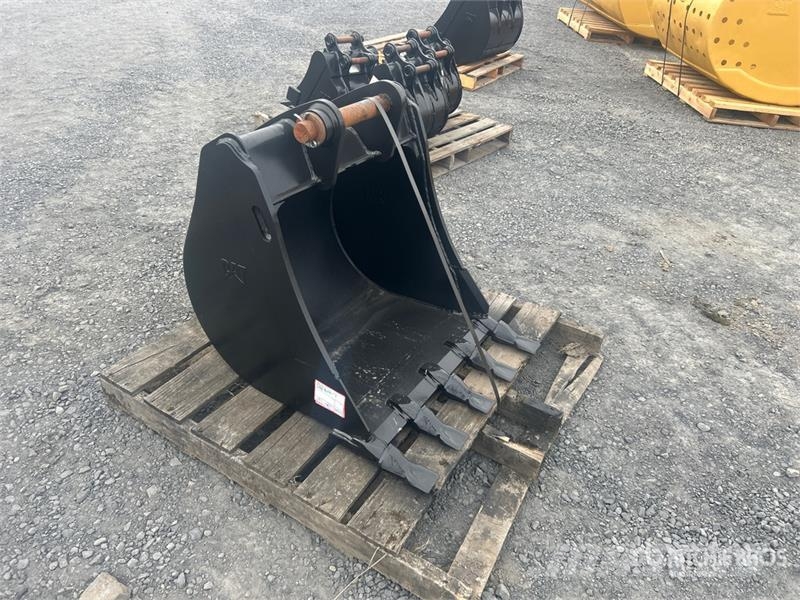CAT 30 in 0.3 cyd Backhoe Rear Bucket - Fits Cat 430E Cucharones