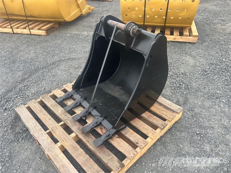 CAT 30 in Digging Backhoe Rear Bucket - Fits 430E Žlice