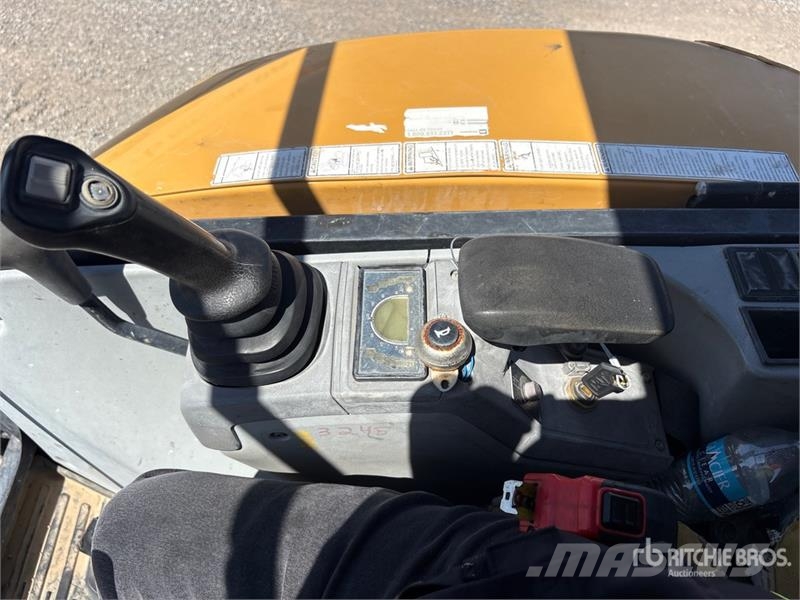 CAT 302.7DCR Mini Excavator Mini ekskavatörler, 7 tona dek