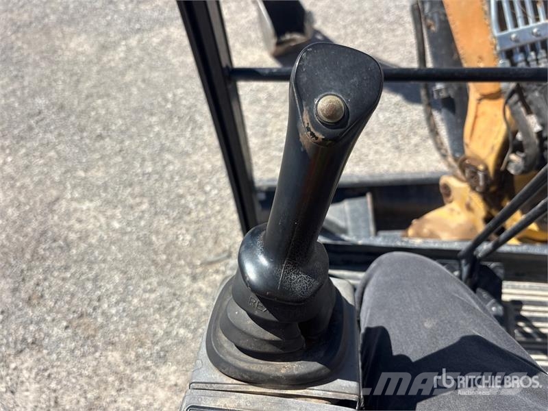 CAT 302.7DCR Mini Excavator Mini ekskavatörler, 7 tona dek