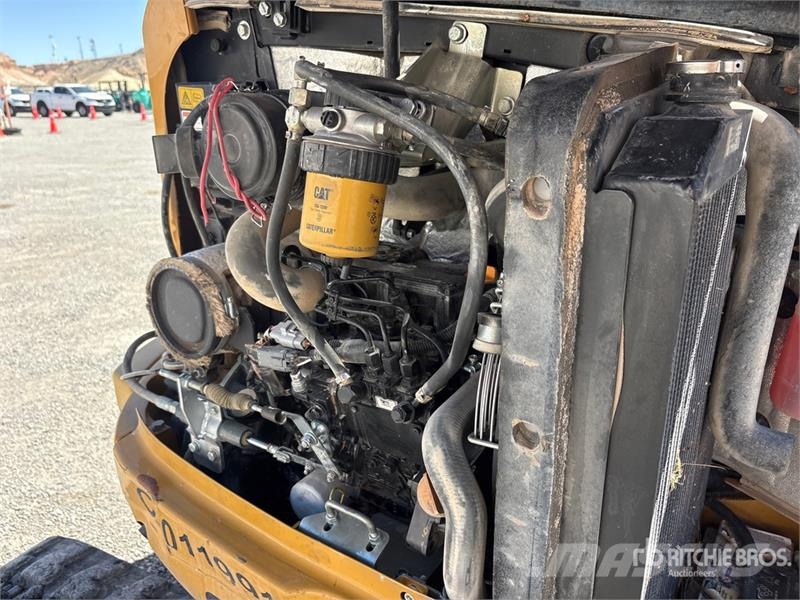 CAT 302.7DCR Mini Excavator Mini ekskavatörler, 7 tona dek