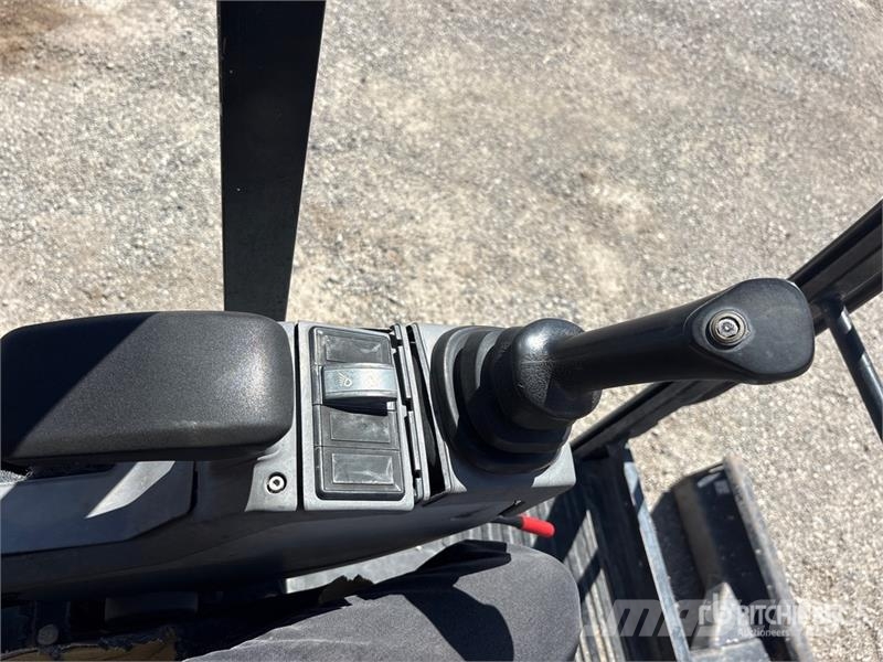 CAT 302.7DCR Mini Excavator Mini ekskavatörler, 7 tona dek