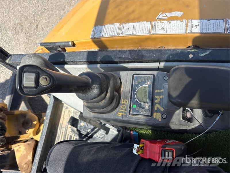 CAT 302.7DCR Mini Excavator Mini ekskavatörler, 7 tona dek