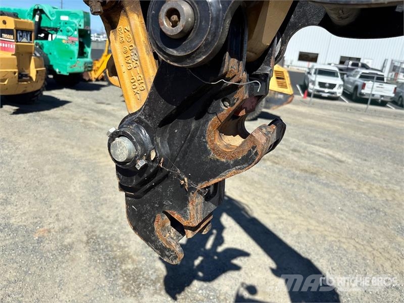 CAT 303.5 CR Mini Excavator Мини екскаватори < 7 т