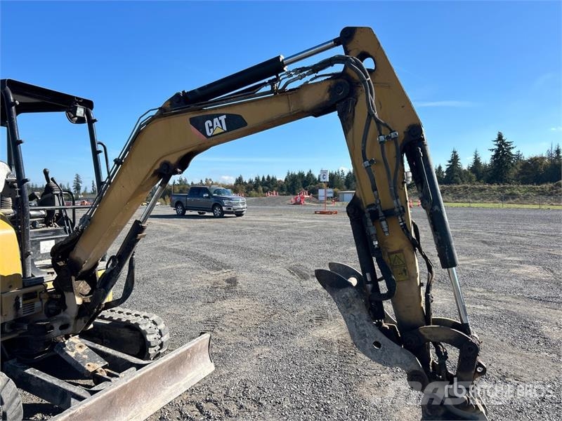 CAT 303.5E2 CR Mini Excavator Mini kotrók < 7t