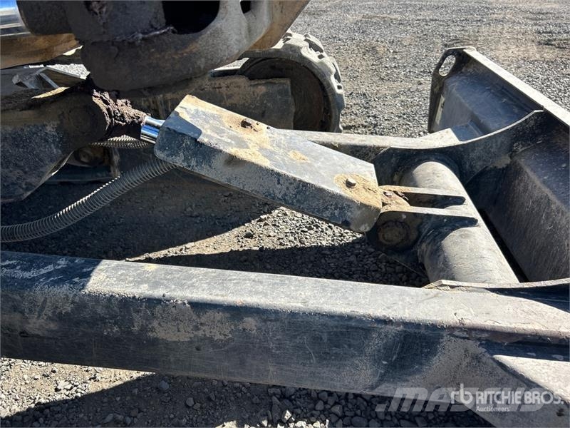 CAT 303.5E2 CR Mini Excavator Mini kotrók < 7t