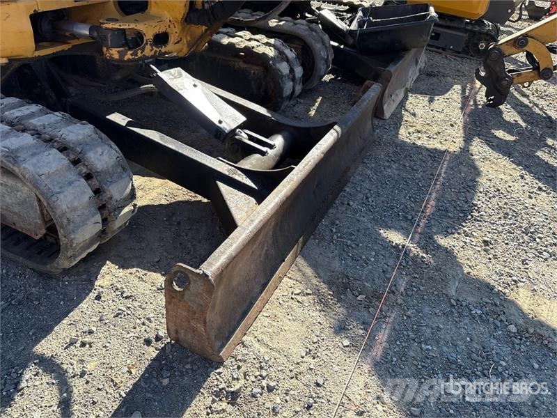 CAT 303.5E2 Mini Excavator Minigravemaskiner