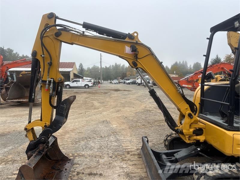 CAT 303.5E2CR Mini Excavator Mini excavatoare < 7t