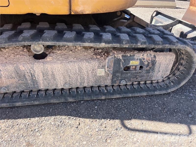CAT 303E CR حفارات صغيرة أقل من 7 طن (حفارات صغيرة)