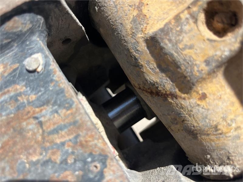 CAT 303E CR حفارات صغيرة أقل من 7 طن (حفارات صغيرة)