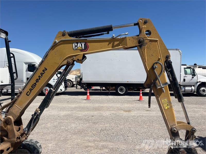 CAT 303E CR حفارات صغيرة أقل من 7 طن (حفارات صغيرة)