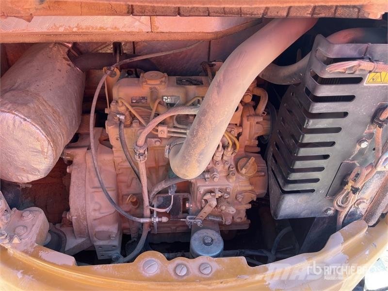 CAT 303E CR حفارات صغيرة أقل من 7 طن (حفارات صغيرة)