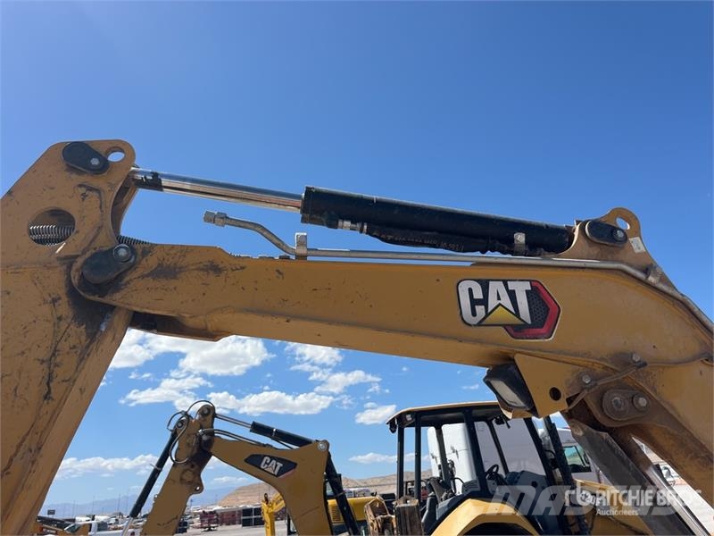 CAT 303E CR حفارات صغيرة أقل من 7 طن (حفارات صغيرة)