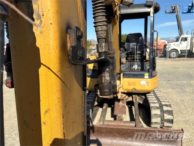 CAT 304 CR Mini Excavator Mini ekskavatori < 7 t