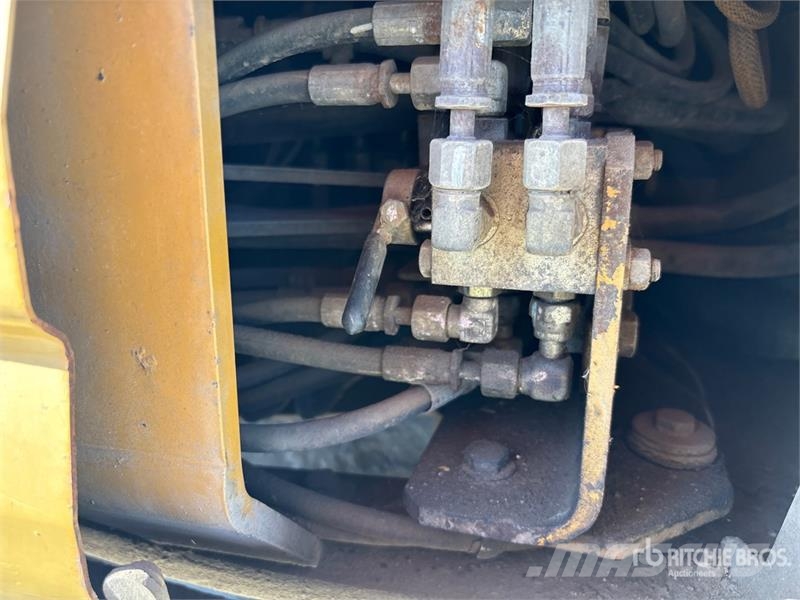 CAT 304 CR Mini Excavator Mini ekskavatori < 7 t