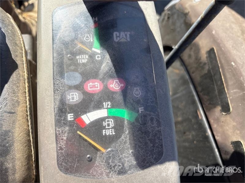 CAT 304 CR Mini Excavator Mini ekskavatori < 7 t