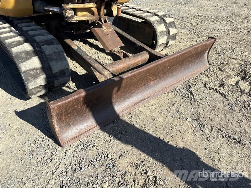 CAT 304 CR Mini Excavator Mini ekskavatori < 7 t