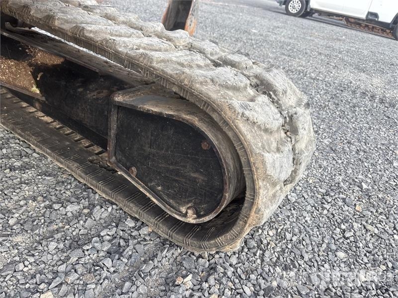 CAT 304E2 CR Mini bagri <7t