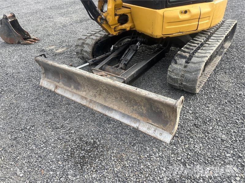 CAT 304E2 CR Mini bagri <7t
