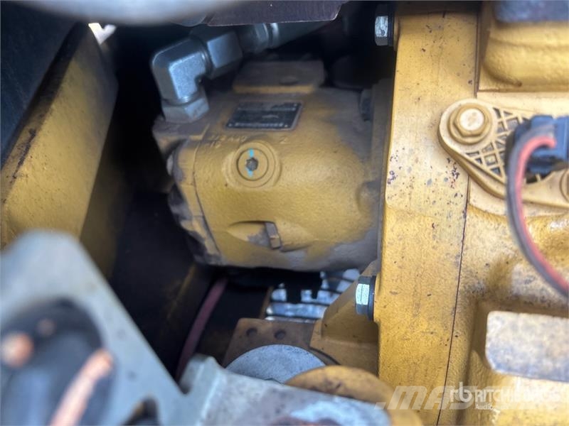 CAT 304E2 CR Mini bagri <7t