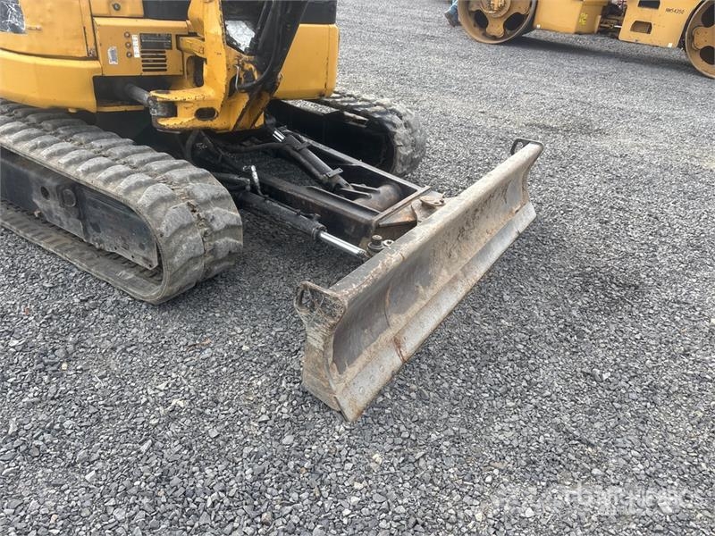 CAT 304E2 CR Mini bagri <7t