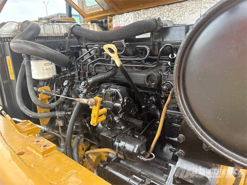 CAT 305.5 Mini Excavator Mini bagri <7t