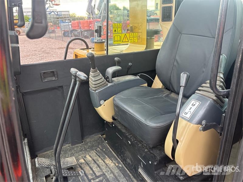 CAT 305.5 Mini Excavator Mini bagri <7t