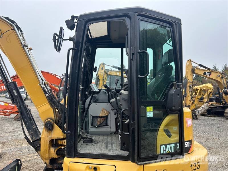CAT 305.5E2 CR Mini Excavator Mini rýpadla < 7t