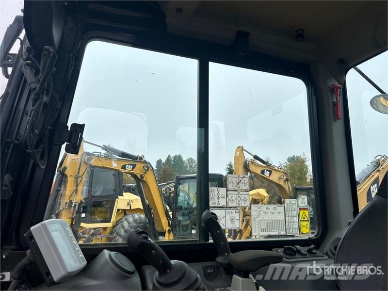 CAT 305.5E2 CR Mini Excavator Mini rýpadla < 7t