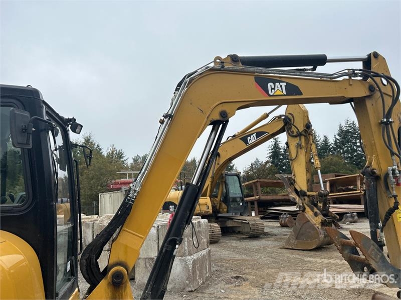 CAT 305.5E2 CR Mini Excavator Mini rýpadla < 7t
