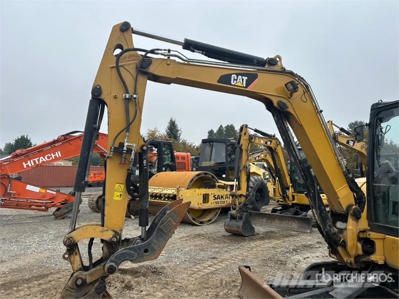 CAT 305.5E2 CR Mini Excavator Mini rýpadla < 7t