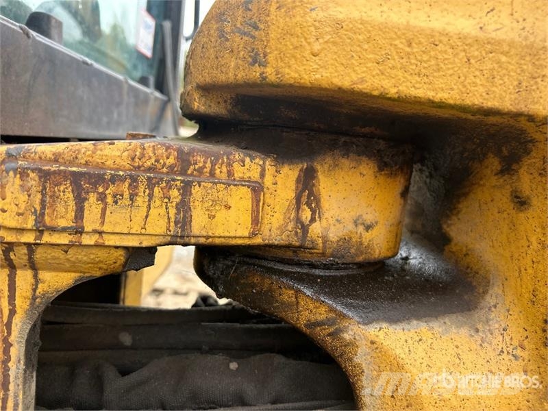CAT 305.5E2 CR Mini Excavator Mini rýpadla < 7t