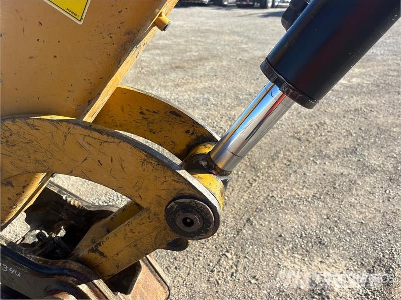 CAT 305.5E2 CR Mini Excavator حفارات صغيرة أقل من 7 طن (حفارات صغيرة)