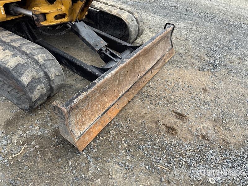 CAT 305.5E2 CR Mini Excavator Mini bagri <7t