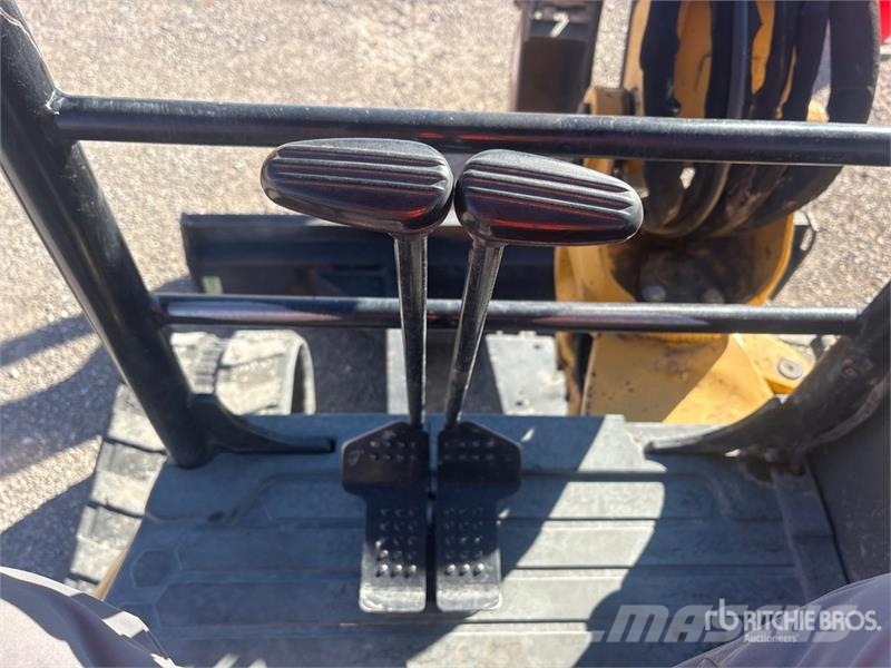 CAT 305.5E2 CR Mini Excavator حفارات صغيرة أقل من 7 طن (حفارات صغيرة)